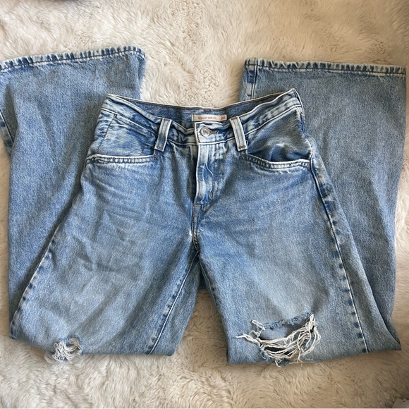 Levi Baggy Wide Leg Distressed Denim Jeans - Picture 5 of 5